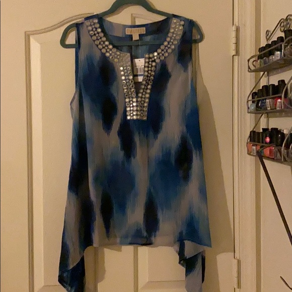 Meet your Posher, Nola - Picture 7 of 8